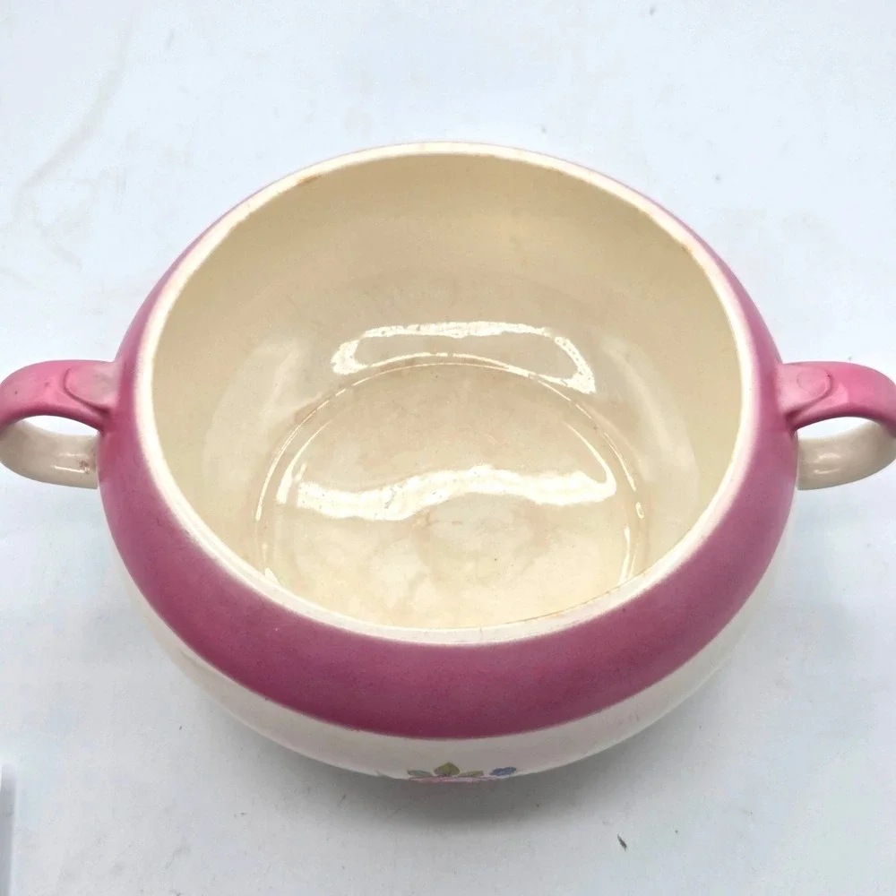 Large Vintage‎ Shabby Chic Covered Casserole Pink & Cream with Rose Unmarked